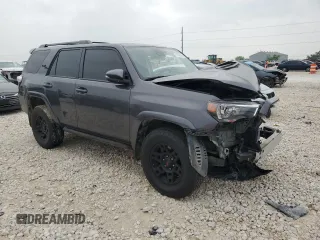 2022 Toyota 4Runner TRD Off Road Premium with VIN JTERU5JR2N6085655, listed as a Copart auction lot 51356245 with 31,450 mi miles and Salvage title. Bid and sale history available at DreamBid. Image 4.