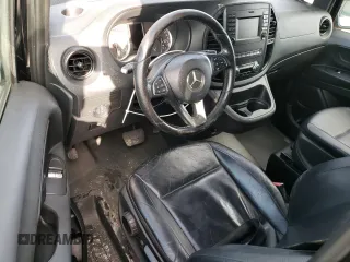 2017 Mercedes-Benz Metris Passenger z VIN WD4PG2EE8H3306082, wystawiony jako Copart lot #84463414 z przebiegiem 129 418 mil mil oraz Tytuł czysty. Historia ofert i sprzedaży dostępna na DreamBid. Obrazek 8.