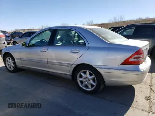 2003 Mercedes-Benz C 240 with VIN WDBRF81J33F318562, listed as a Copart auction lot 47246195 with 65,777 mi miles and Salvage title. Bid and sale history available at DreamBid. Image 2.
