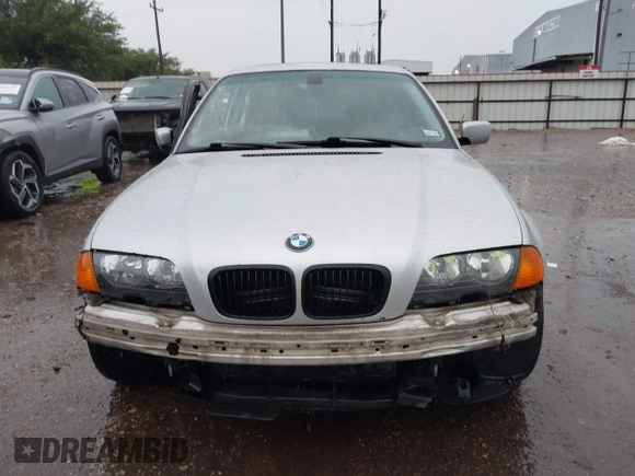 2000 BMW 3 Series 328i with VIN WBAAM533XYEJ40578, listed as a IAAI auction lot 42497924 with Not provided miles and . Bid and sale history available at DreamBid. Image 13.