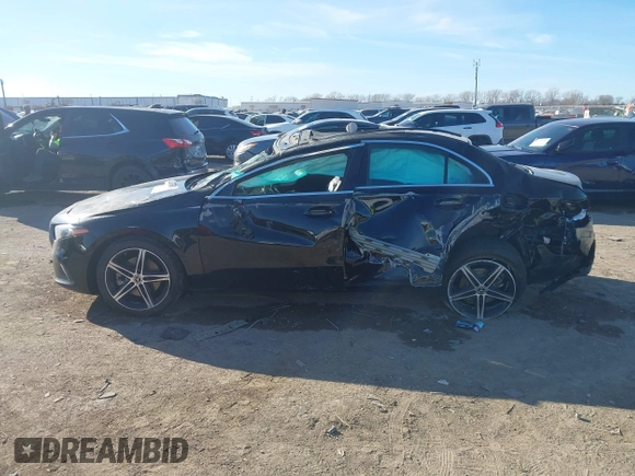 2022 Mercedes-Benz A 220 with VIN W1K3G4FB4NJ333267, listed as a IAAI auction lot 41327845 with Not Provided miles and . Bid and sale history available at DreamBid. Image 14.