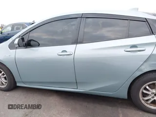 2016 Toyota Prius Four with VIN JTDKARFU2G3028881, listed as a IAAI auction lot 41391646 with 147,335 mi miles and . Bid and sale history available at DreamBid. Image 15.