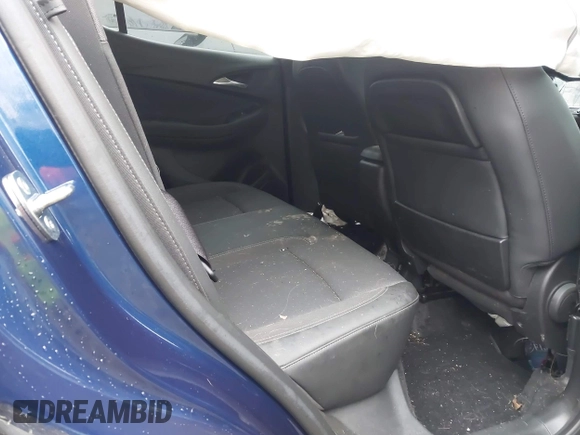 2023 Buick Encore GX Preferred z VIN KL4MMCSL4PB104398, wystawiony jako IAAI lot #42002582 z przebiegiem Nie podano mil oraz . Historia ofert i sprzedaży dostępna na DreamBid. Obrazek 8.