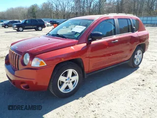 2008 Jeep Compass Sport with VIN 1J8FT470X8D683997, listed as a IAAI auction lot 41674953 with 208,646 mi miles. Bid and sale history available at carsss.com. Image 2.