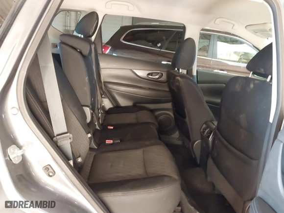 2017 Nissan Rogue SL with VIN 5N1AT2MT5HC825730, listed as a IAAI auction lot 41390651 with 131,723 mi miles. Bid and sale history available at carsss.com. Image 8.
