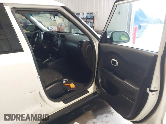 2014 Kia Soul + with VIN KNDJP3A59E7054522, listed as a IAAI auction lot 42197777 with 227,077 mi miles and . Bid and sale history available at DreamBid. Image 5.