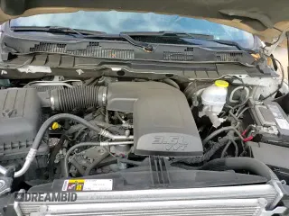 2022 Ram 1500 Tradesman z VIN 3C6JR6DGXNG300823, wystawiony jako Copart lot #82804614 z przebiegiem 12 402 mil mil oraz Szkoda całkowita • Salvage title. Historia ofert i sprzedaży dostępna na DreamBid. Obrazek 13.