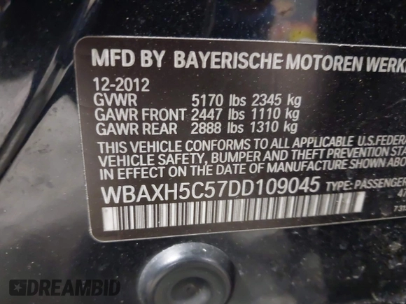 2013 BMW 5 Series 528i xDrive with VIN WBAXH5C57DD109045, listed as a IAAI auction lot 41525875 with 121,549 mi miles. Bid and sale history available at carsss.com. Image 9.