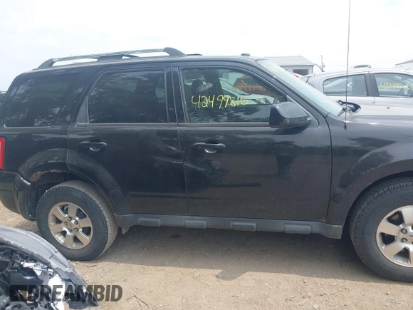 2011 Ford Escape Limited z VIN 1FMCU0EG8BKB96909, wystawiony jako IAAI lot #42499816 z przebiegiem 195 706 mil mil oraz . Historia ofert i sprzedaży dostępna na DreamBid. Obrazek 13.