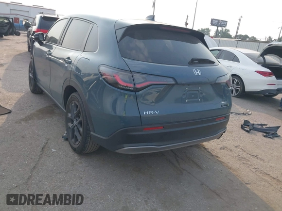 2024 Honda HR-V Sport z VIN 3CZRZ1H56RM733208, wystawiony jako IAAI lot #42304031 z przebiegiem 23 389 mil mil oraz . Historia ofert i sprzedaży dostępna na DreamBid. Obrazek 3.