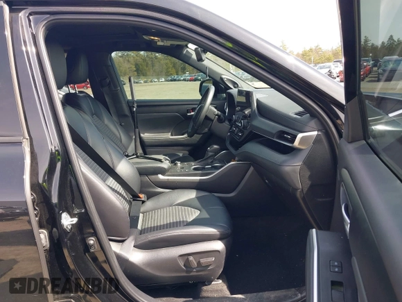 2023 Toyota Highlander L with VIN 5TDKDRBH7PS507909, listed as a IAAI auction lot 41937441 with 28,152 mi miles and . Bid and sale history available at DreamBid. Image 5.