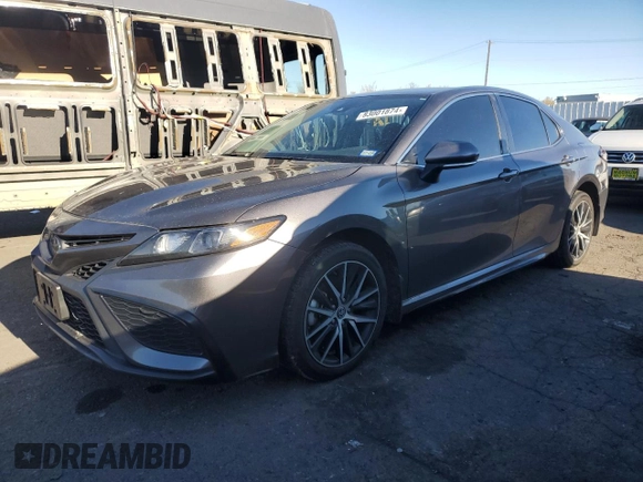 2023 Toyota Camry SE with VIN 4T1T11AK2PU783398, listed as a Copart auction lot 83001874 with 16,644 mi miles and Salvage Title. Bid and sale history available at DreamBid. Image 1.