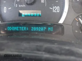 2003 Cadillac Escalade с VIN 1GYEC63T83R134948, выставлен на аукционе IAAI как лот 42321391 с пробегом 289 207 миль миль и . История ставок и продаж доступна на DreamBid. Изображение 15.