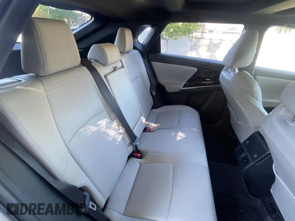 2023 Subaru Solterra Premium с VIN JTMABABA1PA001575, выставлен на аукционе Copart как лот 62034385 с пробегом 4 914 миль миль и Списание • Salvage title. История ставок и продаж доступна на DreamBid. Изображение 6.