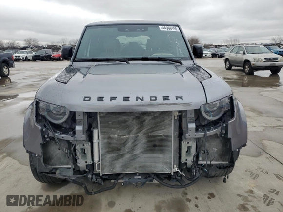 2021 Land Rover Defender SE z VIN SALEP7RU3M2035411, wystawiony jako Copart lot #44968195 z przebiegiem 25 192 mil mil oraz Czysty tytuł • Clean title. Historia ofert i sprzedaży dostępna na DreamBid. Obrazek 5.