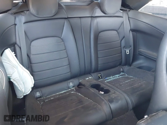 2019 Mercedes-Benz C 300 with VIN WDDWK8DB0KF776651, listed as a IAAI auction lot 42509259 with 28,061 mi miles and . Bid and sale history available at DreamBid. Image 8.
