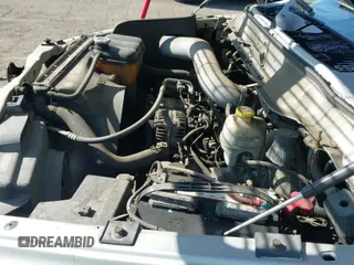 2003 Dodge 1500 ST z VIN 1D7HA16N43J635784, wystawiony jako IAAI lot #43133817 z przebiegiem 134 528 mil mil oraz . Historia ofert i sprzedaży dostępna na DreamBid. Obrazek 19.