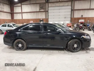2015 Ford Police Interceptor с VIN 1FAHP2MK1FG188992, выставлен на аукционе IAAI как лот 41993150 с пробегом 39 930 миль миль и . История ставок и продаж доступна на DreamBid. Изображение 13.