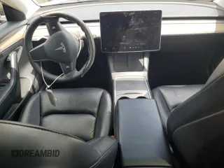 2022 Tesla Model 3 z VIN 5YJ3E1EA3NF287056, wystawiony jako Copart lot #58954225 z przebiegiem 132 196 mil mil oraz Czysty tytuł • Clean title. Historia ofert i sprzedaży dostępna na DreamBid. Obrazek 8.