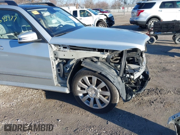 2011 Mercedes-Benz GLK 350 with VIN WDCGG8HB6BF623406, listed as a IAAI auction lot 41693977 with 154,546 mi miles and . Bid and sale history available at DreamBid. Image 14.