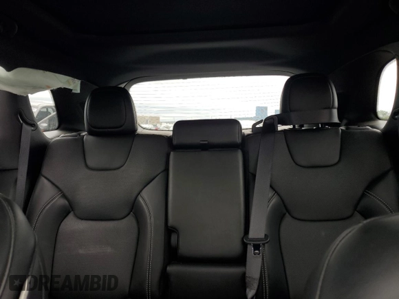 2021 Jeep Cherokee Latitude Lux with VIN 1C4PJMMX0MD220537, listed as a Copart auction lot 61553615 with 37,305 mi miles and Salvage title. Bid and sale history available at DreamBid. Image 10.