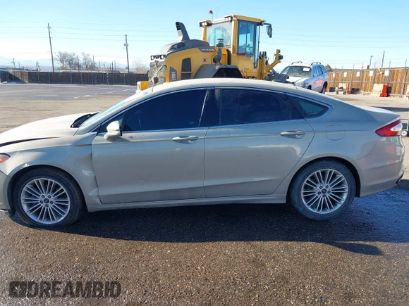 2015 Ford Fusion SE with VIN 3FA6P0H90FR132781, listed as a IAAI auction lot 41442151 with 196,240 mi miles. Bid and sale history available at carsss.com. Image 14.