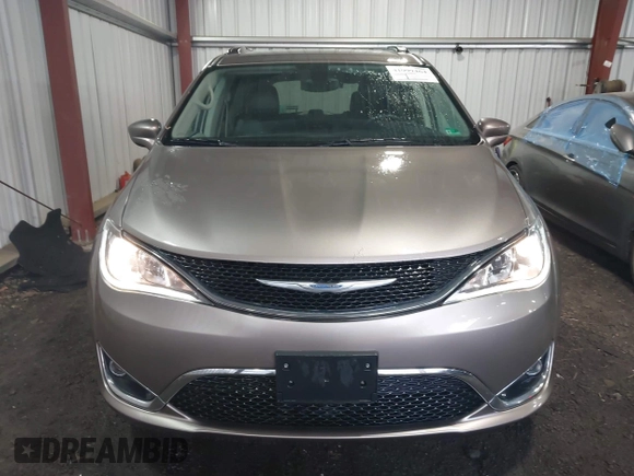 2017 Chrysler Pacifica Touring L with VIN 2C4RC1BG5HR565540, listed as a IAAI auction lot 41999464 with 110,056 mi miles and . Bid and sale history available at DreamBid. Image 12.