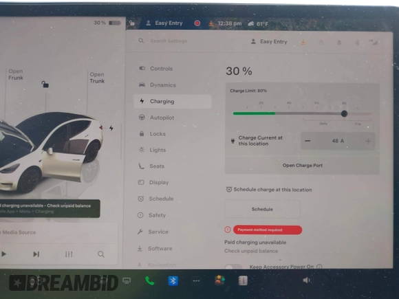 2022 Tesla Model Y Long Range z VIN 7SAYGDEE9NF494901, wystawiony jako IAAI lot #42310520 z przebiegiem 62 515 mil mil oraz . Historia ofert i sprzedaży dostępna na DreamBid. Obrazek 17.