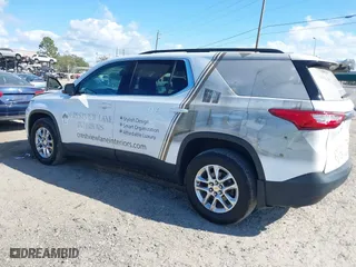 2019 Chevrolet Traverse LT Leather with VIN 1GNEVHKW2KJ306743, listed as a IAAI auction lot 41560538 with 132,641 mi miles. Bid and sale history available at carsss.com. Image 3.