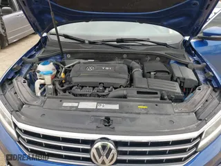 2017 Volkswagen Passat 1.8T SE w/Technology with VIN 1VWGT7A38HC032127, listed as a IAAI auction lot 41899243 with 105,004 mi miles. Bid and sale history available at carsss.com. Image 10.