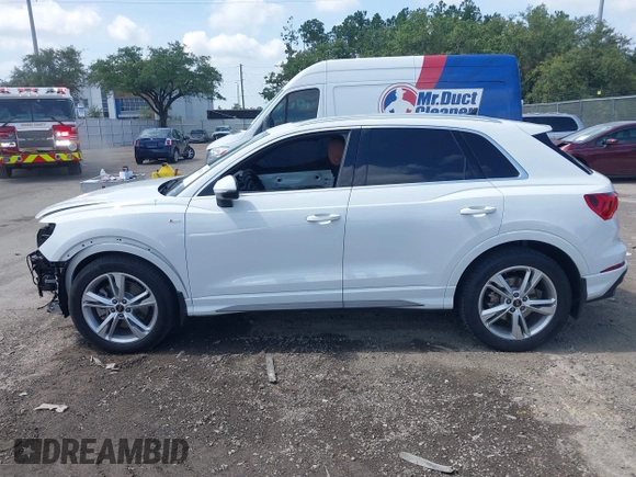 2024 Audi Q3 S line Premium Plus with VIN WA1EECF3XR1042154, listed as a IAAI auction lot 42552601 with 22,881 mi miles and . Bid and sale history available at DreamBid. Image 15.