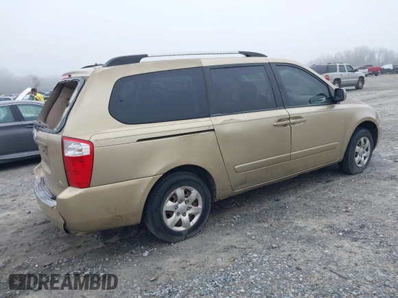 2009 Kia Sedona LX with VIN KNDMB233896309917, listed as a IAAI auction lot 41800176 with 177,329 mi miles. Bid and sale history available at carsss.com. Image 4.