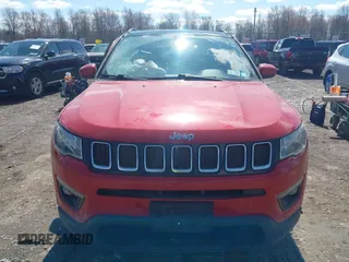 2018 Jeep Compass Altitude with VIN 3C4NJDBBXJT101043, listed as a IAAI auction lot 41937293 with 80,439 mi miles and . Bid and sale history available at carsss.com. Image 13.