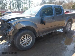 2018 Nissan Frontier SV V6 with VIN 1N6AD0ER3JN769514, listed as a IAAI auction lot 41655210 with 97,212 mi miles. Bid and sale history available at carsss.com. Image 18.