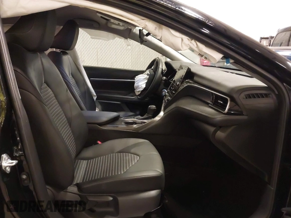 2023 Toyota Camry SE z VIN 4T1G11AK5PU077849, wystawiony jako IAAI lot #42210826 z przebiegiem 45 680 mil mil oraz . Historia ofert i sprzedaży dostępna na DreamBid. Obrazek 5.