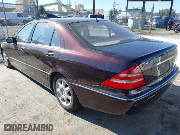 2001 Mercedes-Benz S 320/430/500 with VIN WDBNG70J31A146163, listed as a IAAI auction lot 41419062 with 114,529 mi miles and . Bid and sale history available at carsss.com. Image 3.