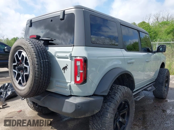2022 Ford Bronco с VIN 1FMEE5BP9NLB05314, выставлен на аукционе IAAI как лот 41910228 с пробегом Не указан миль и . История ставок и продаж доступна на DreamBid. Изображение 4.