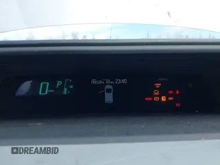 2012 Toyota Prius One z VIN JTDKDTB31C1515979, wystawiony jako IAAI lot #42113818 z przebiegiem 184 528 mil mil oraz . Historia ofert i sprzedaży dostępna na DreamBid. Obrazek 7.