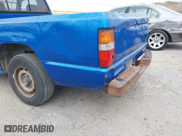 1990 Mitsubishi Mighty Max with VIN JA7FL24W8LP030657, listed as a IAAI auction lot 42014231 with 376,787 mi miles and . Bid and sale history available at DreamBid. Image 12.