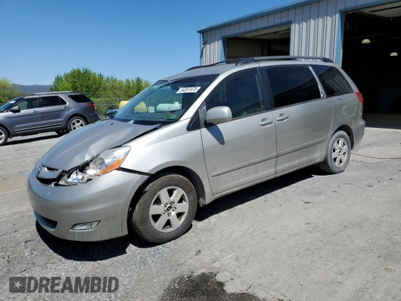 2008 Toyota Sienna XLE with VIN 5TDZK22C98S156597, listed as a Copart auction lot 54557475 with 172,418 mi miles and Salvage Title. Bid and sale history available at DreamBid. Image 1.