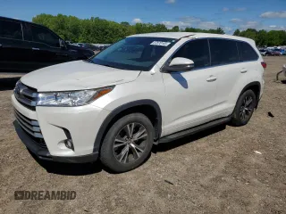 2018 Toyota Highlander LE с VIN 5TDZZRFH5JS259340, выставлен на аукционе Copart как лот 53570165 с пробегом 106 622 миль миль и Списание • Salvage title. История ставок и продаж доступна на DreamBid. Изображение 1.