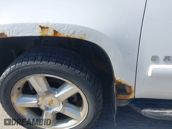 2007 Chevrolet Avalanche LTZ with VIN 3GNFK12347G281010, listed as a IAAI auction lot 42069798 with 203,042 mi miles and . Bid and sale history available at DreamBid. Image 6.