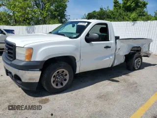 2007 GMC Sierra 1500 Work Truck z VIN 1GTEC14057Z600709, wystawiony jako Copart lot #56129755 z przebiegiem 123 930 mil mil oraz Szkoda całkowita • Salvage title. Historia ofert i sprzedaży dostępna na DreamBid. Obrazek 1.