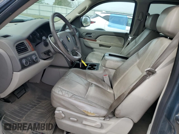 2011 Chevrolet Avalanche LT with VIN 3GNTKFE37BG387407, listed as a Copart auction lot 72122904 with 205,111 mi miles and Clean Title. Bid and sale history available at carsss.com. Image 7.