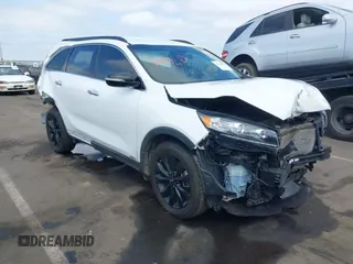 2020 Kia Sorento LX with VIN 5XYPGDA55LG696963, listed as a IAAI auction lot 42115662 with Not Provided miles and . Bid and sale history available at carsss.com. Image 1.