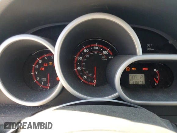 2010 Pontiac Vibe w/1SA with VIN 5Y2SP6E8XAZ415832, listed as a Copart auction lot 70827204 with 169,676 mi miles and Salvage Title. Bid and sale history available at carsss.com. Image 9.