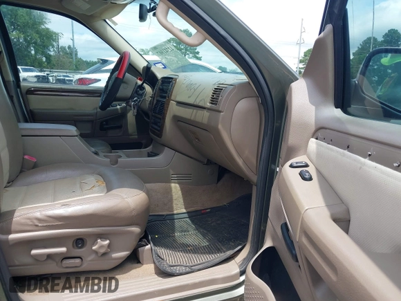 2004 Ford Explorer Eddie Bauer с VIN 1FMZU64K24UB46811, выставлен на аукционе IAAI как лот 42341907 с пробегом 188 164 миль миль и . История ставок и продаж доступна на DreamBid. Изображение 5.