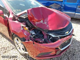 2018 Chevrolet Cruze LT with VIN 1G1BE5SM2J7105986, listed as a IAAI auction lot 41848216 with 189,988 mi miles. Bid and sale history available at carsss.com. Image 6.