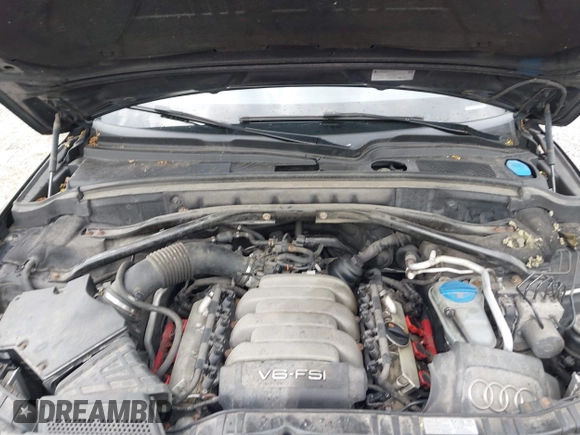 2012 Audi Q5 3.2L Premium Plus with VIN WA1DKAFP2CA040692, listed as a IAAI auction lot 42103532 with 177,382 mi miles. Bid and sale history available at carsss.com. Image 10.