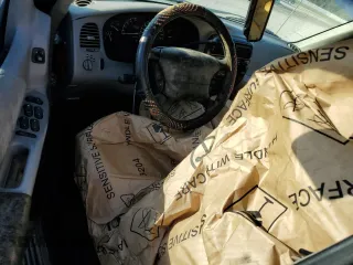 1995 Ford Explorer Eddie Bauer с VIN 1FMDU34X0SUA91938, выставлен на аукционе Copart как лот 85363654 с пробегом 175 746 миль миль и Списание • Salvage title. История ставок и продаж доступна на DreamBid. Изображение 8.